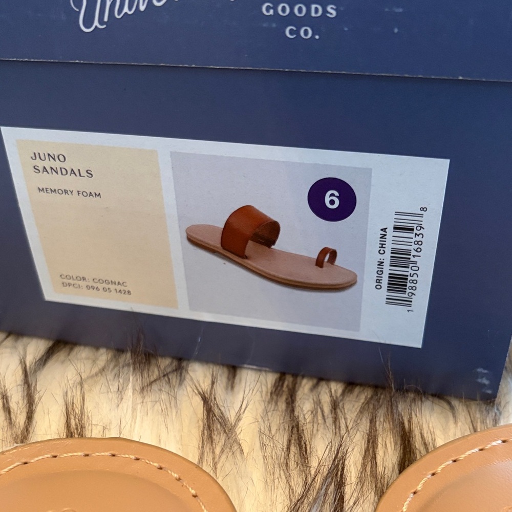 Universal Thread Women's Brown Slide Juno Sandals size 6 - Picture 5 of 5